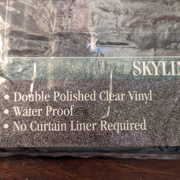 Shower Curtain 72" x 72" - Picture 2 of 4